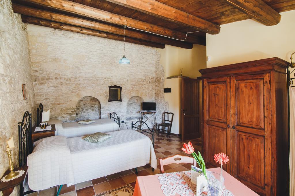 Villa Ai Pilieri Di Bagnoli à Castel Del Monte  Extérieur photo